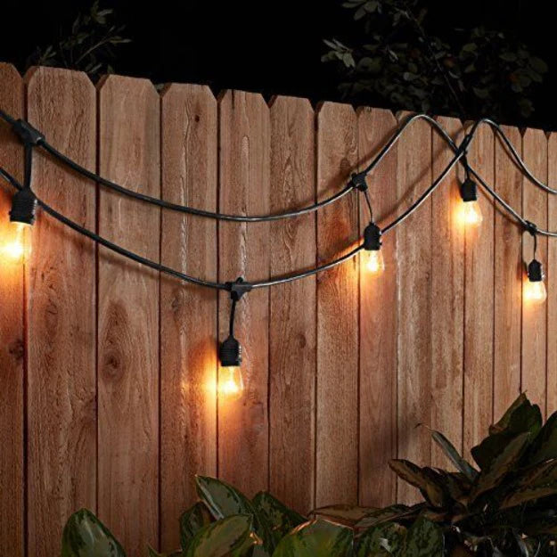 Waterproof Outdoor Hanging Bulb Holder String Lights with ST64 4W LED Bulbs