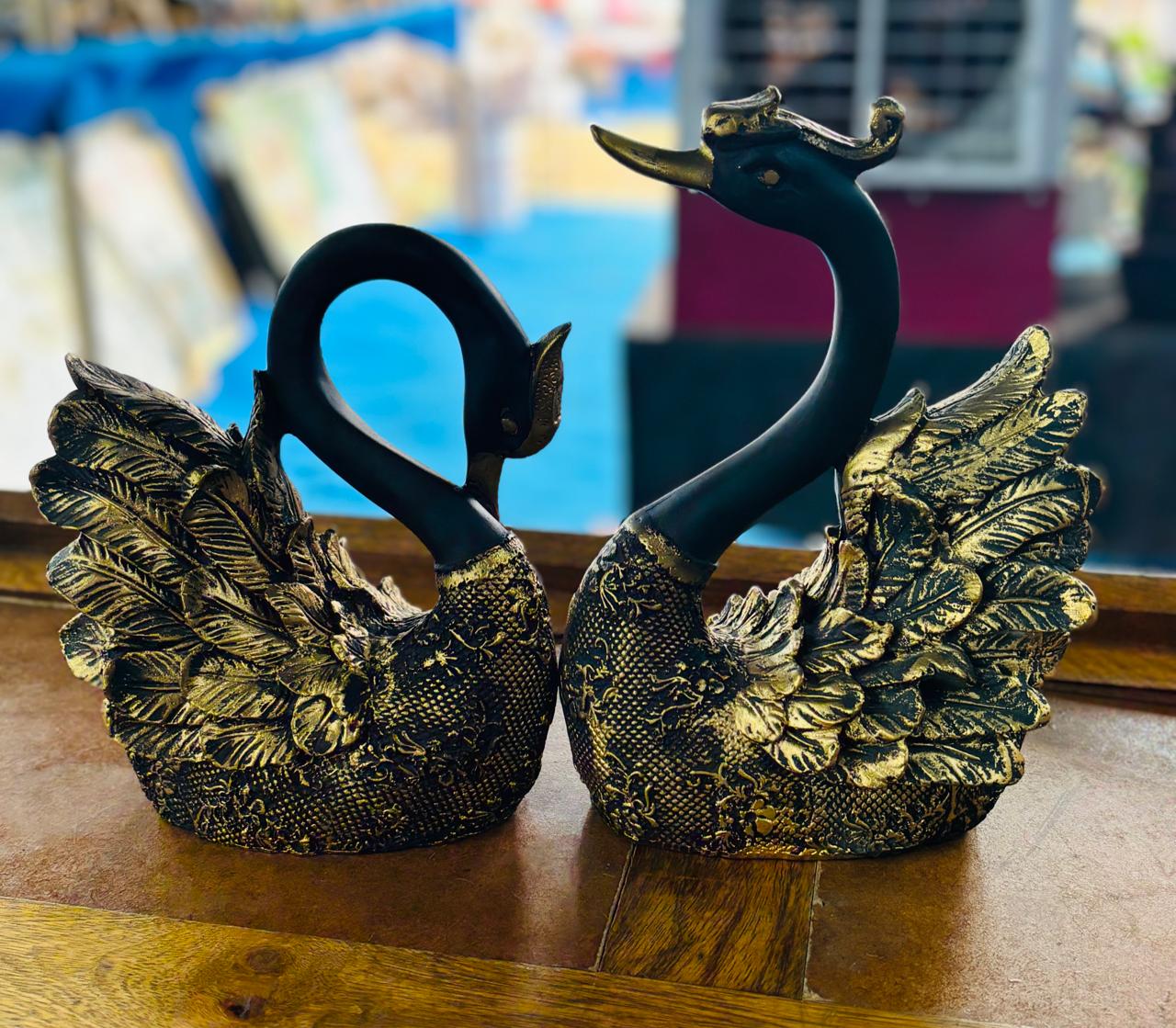 Majestic Swan Pair Showpieces : Golden Black