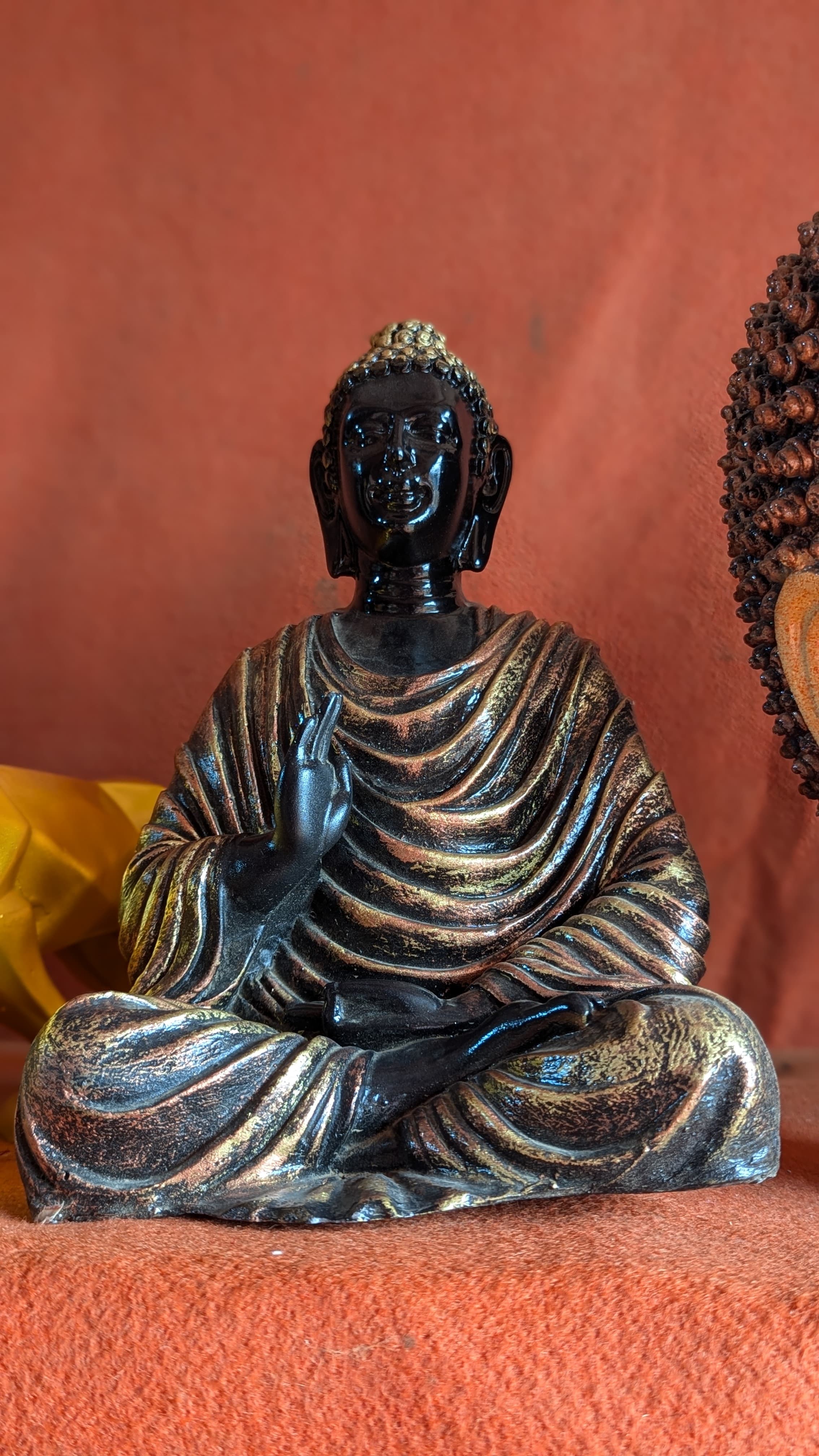 Buddha Idol Statue for Home & Garden -Full Glossy Statue| Beautiful Home Decor Items for Living Room |Best Gift for Any Occasion.